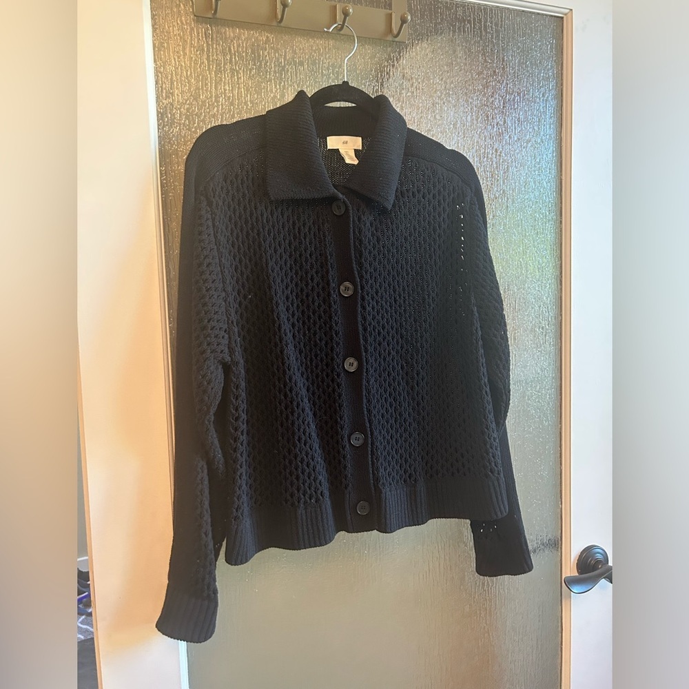 NWOT Black H&M Button-Up Collared Sweater
